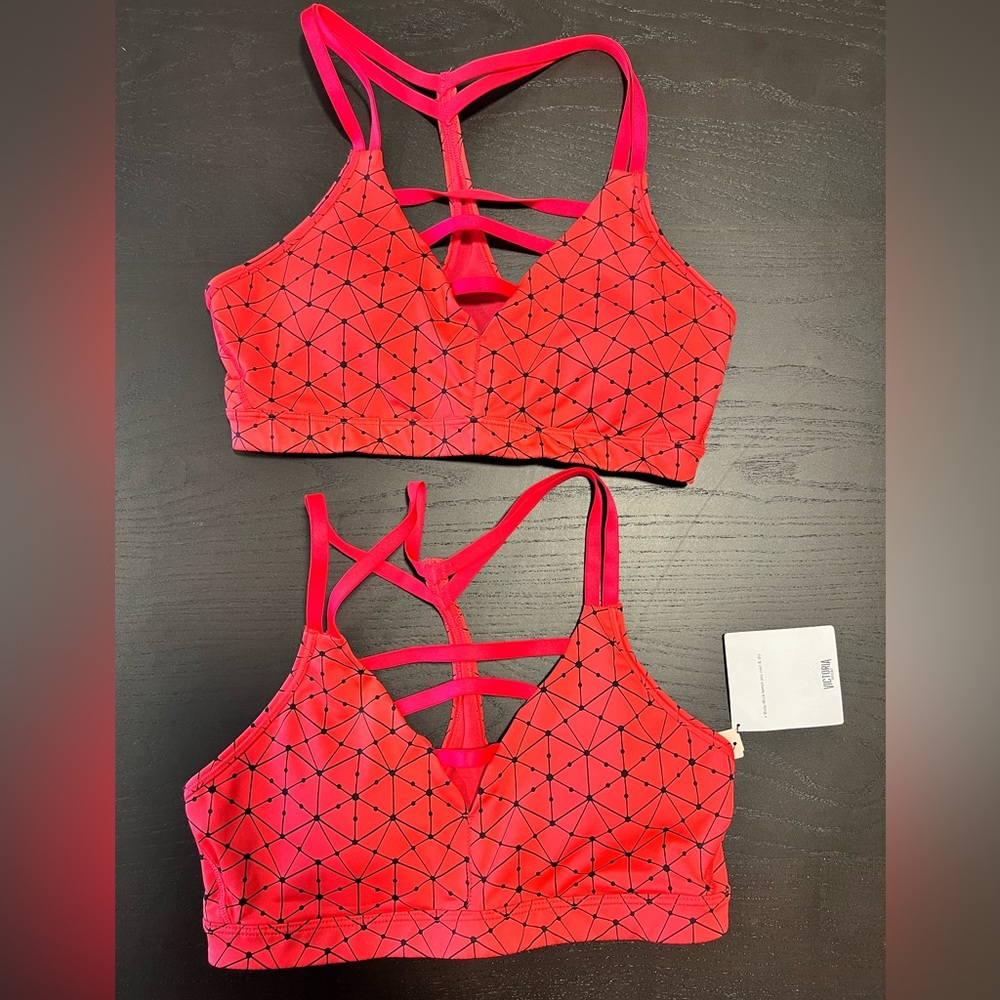 Victoria’s Secret Sport bra with removable pads size small